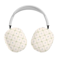 Petit Petals | Dainty Lattice AirPods Max Case